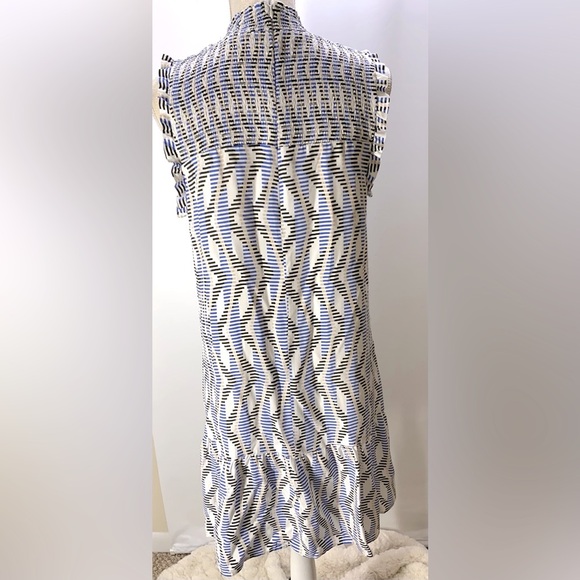 THML Blue and White Patterned Dress - Picture 4 of 12